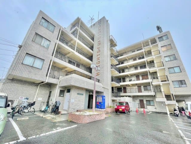 Main Image