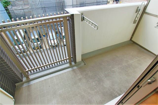 Room image 10