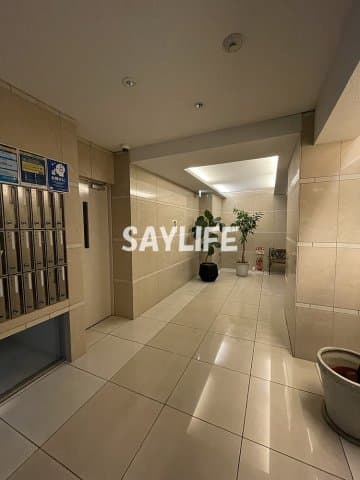 Room image 13