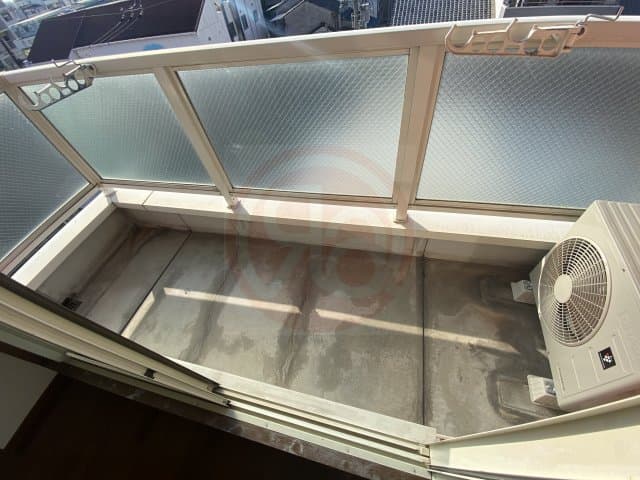 Room image 10