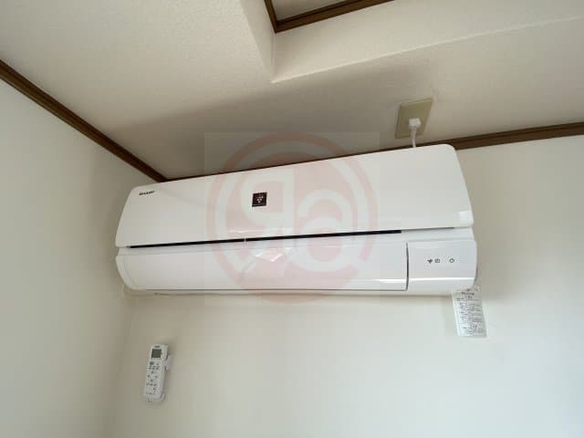 Room image 11