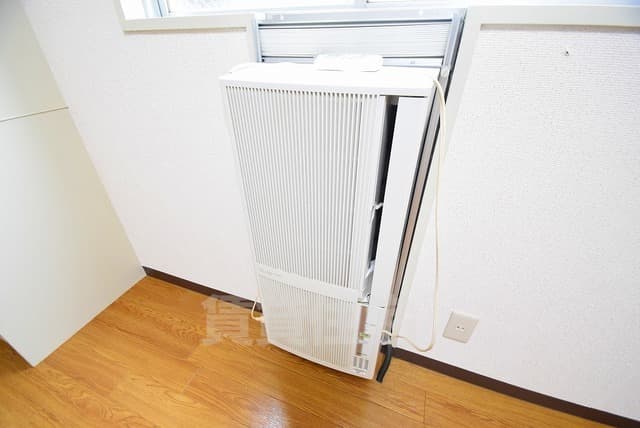 Room image 11
