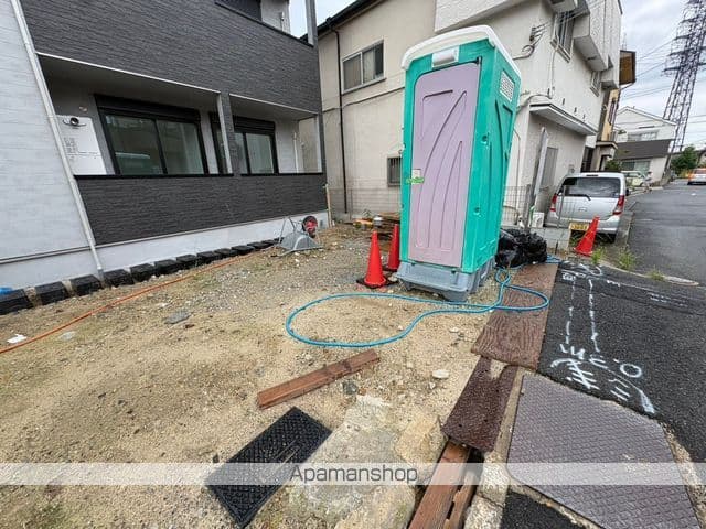 Room image 14