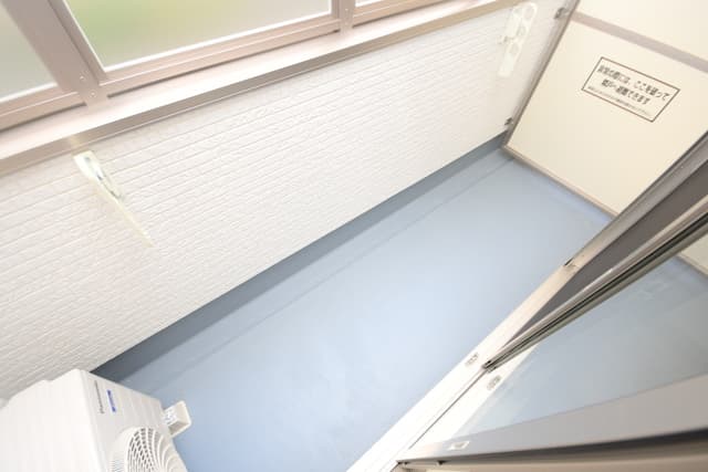 Room image 10