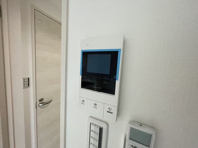 Room image 11