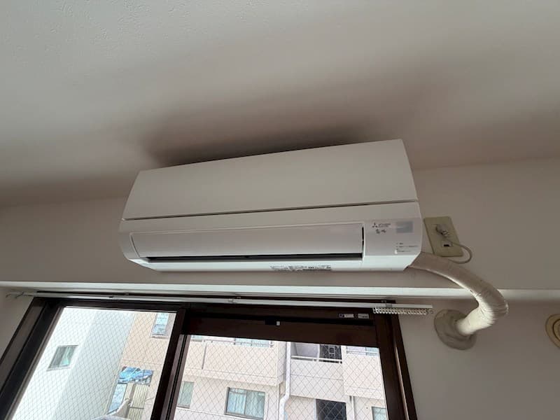 Room image 12