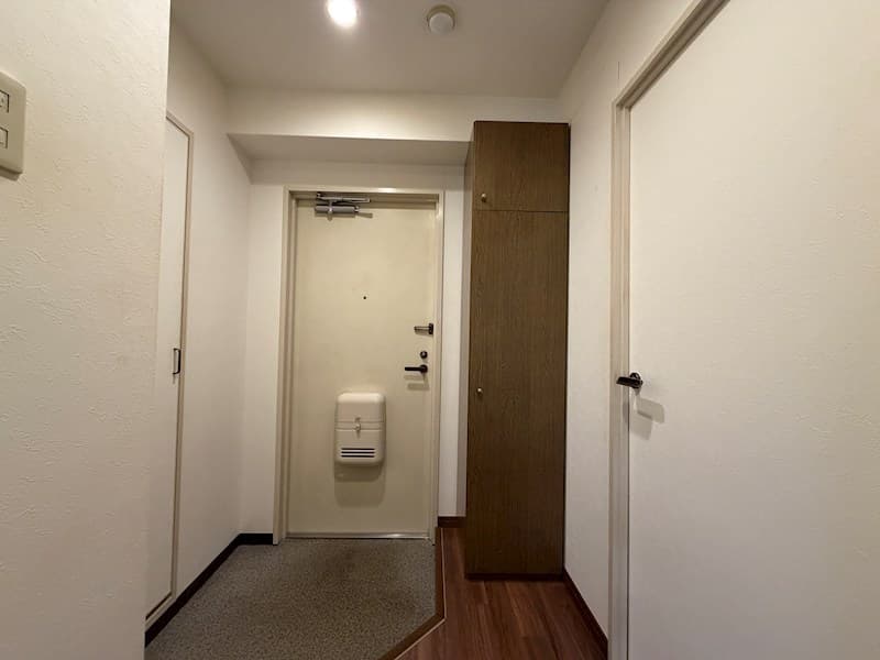 Room image 13