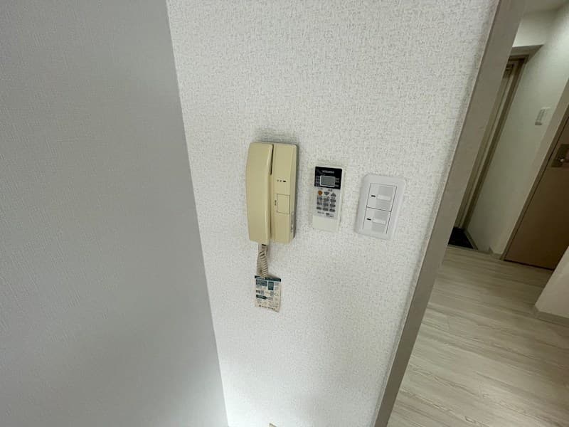 Room image 11