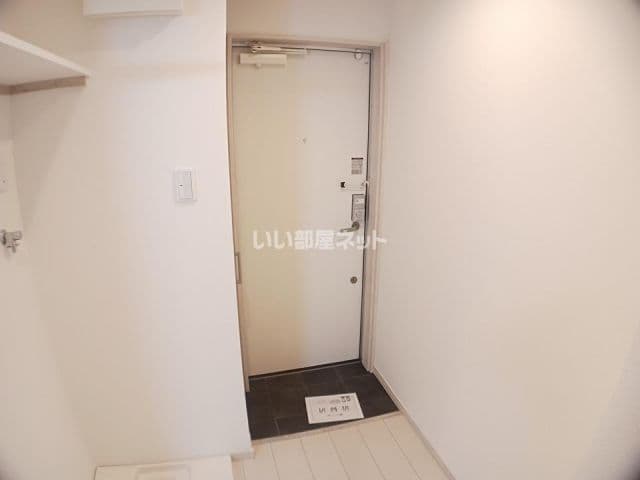 Room image 13
