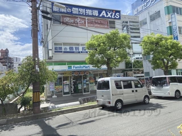Room image 16