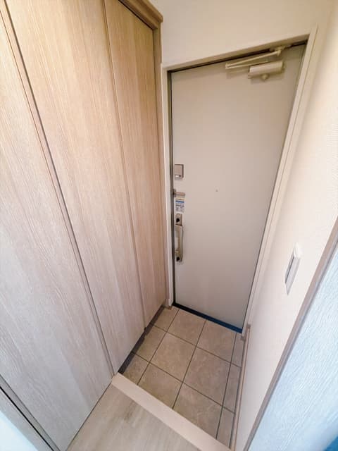 Room image 12