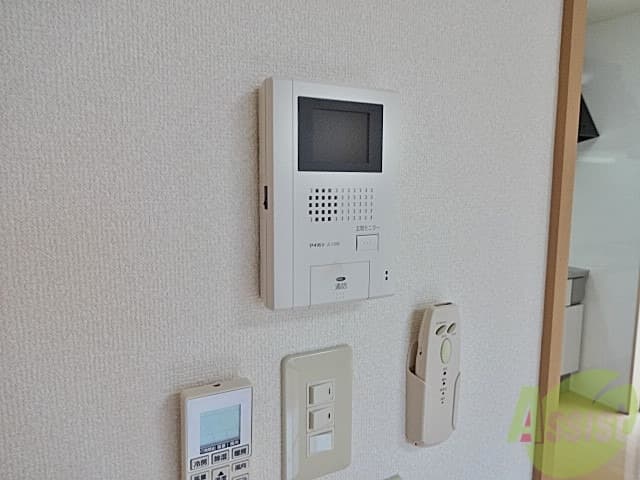 Room image 11