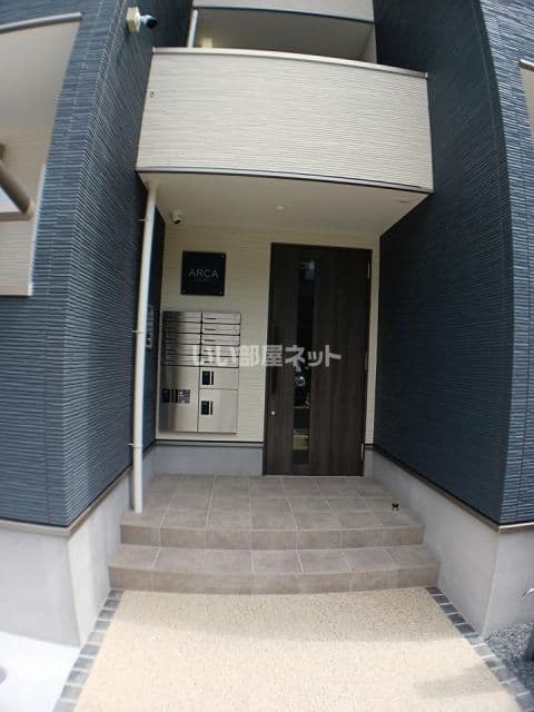 Room image 13