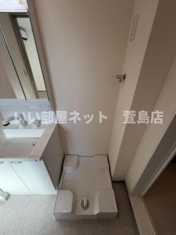 Room image 10