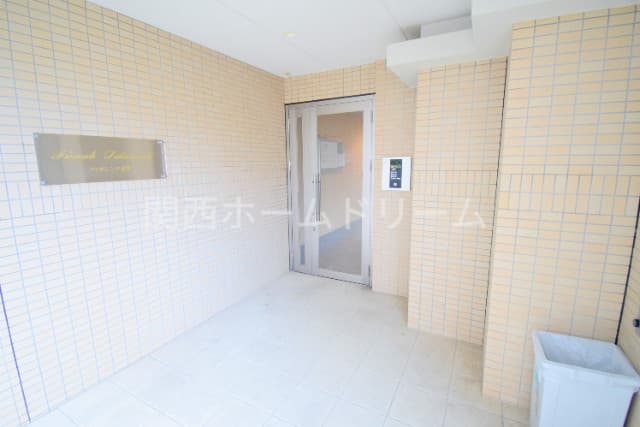 Room image 14