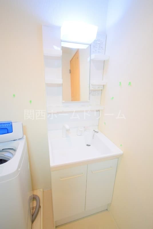 Room image 9