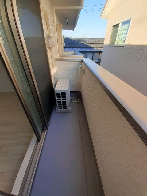 Room image 10