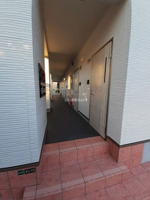 Room image 13