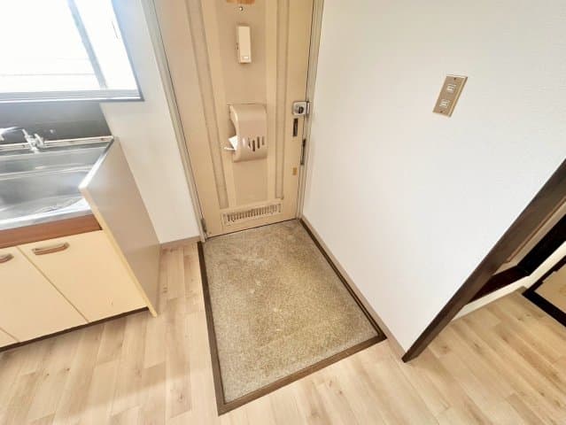 Room image 13