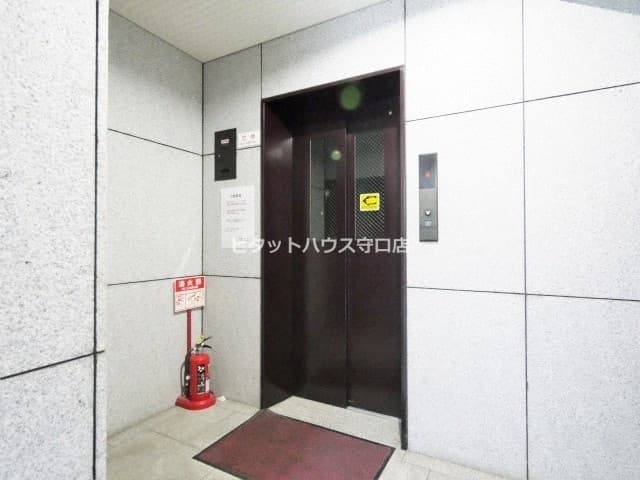 Room image 13