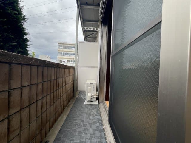 Room image 8