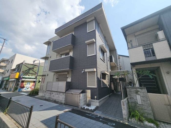 Main exterior of CIELO AZUL