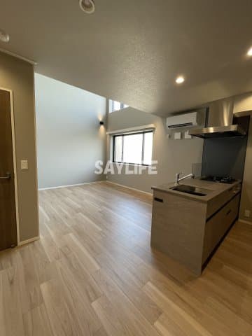 Preview interior of &