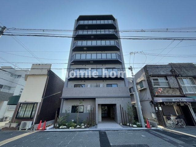 Main exterior of Classist Harimachou