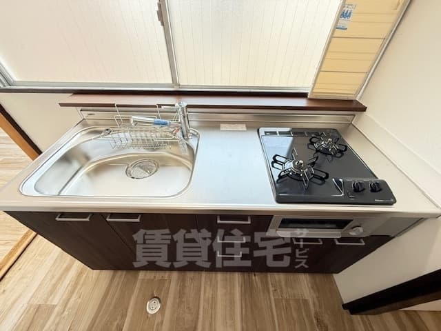Room image 11