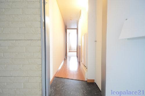 Room image 13