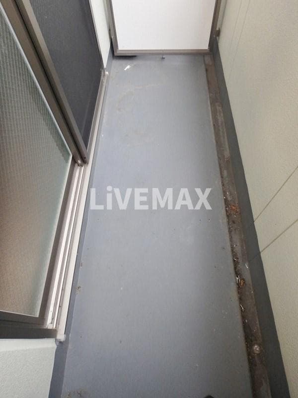 Room image 10