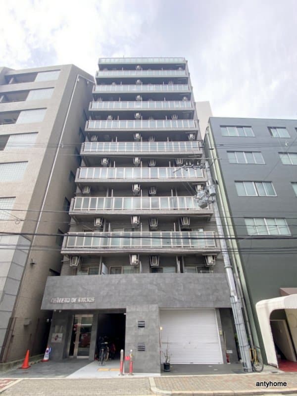 Main Image
