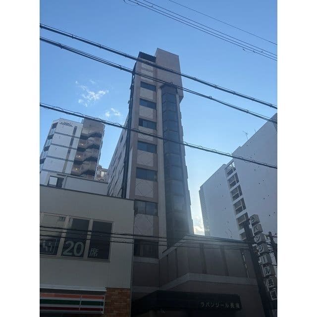 Main Image