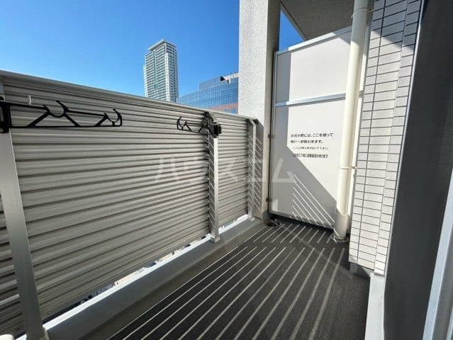 Room image 10
