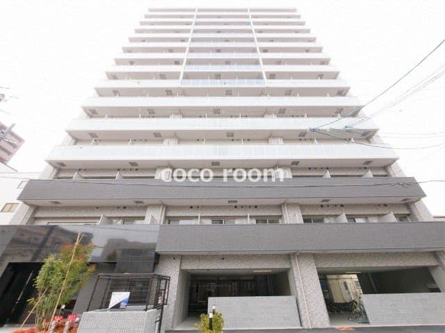 Main exterior of Eslead Residence Osaka Fukushima