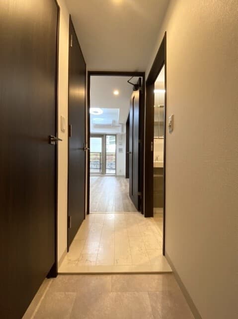 Room image 10