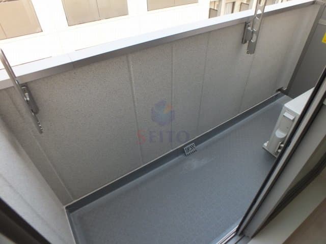 Room image 9