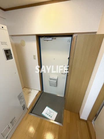 Room image 13