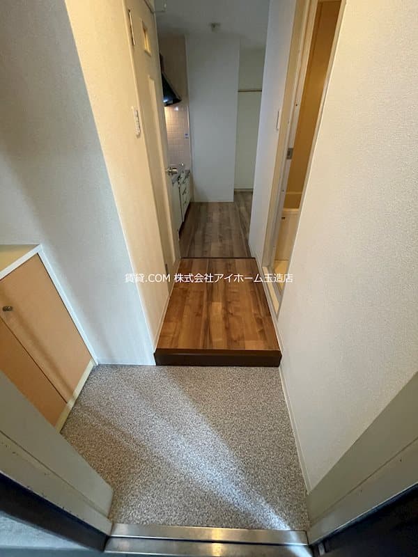 Room image 13