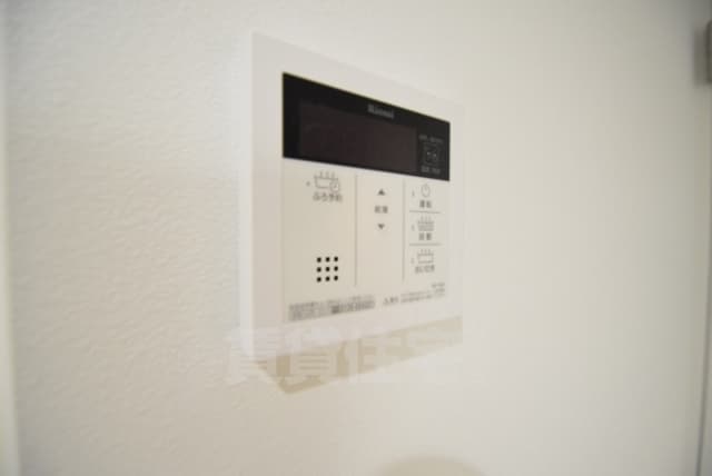 Room image 15