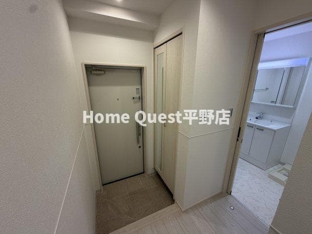 Room image 11