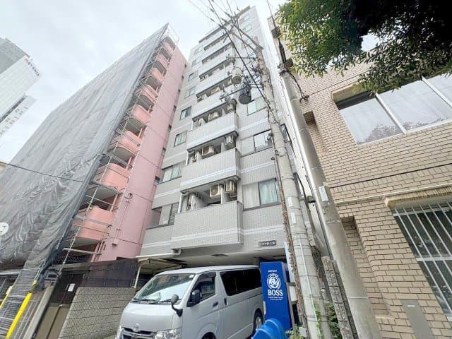 Main Image