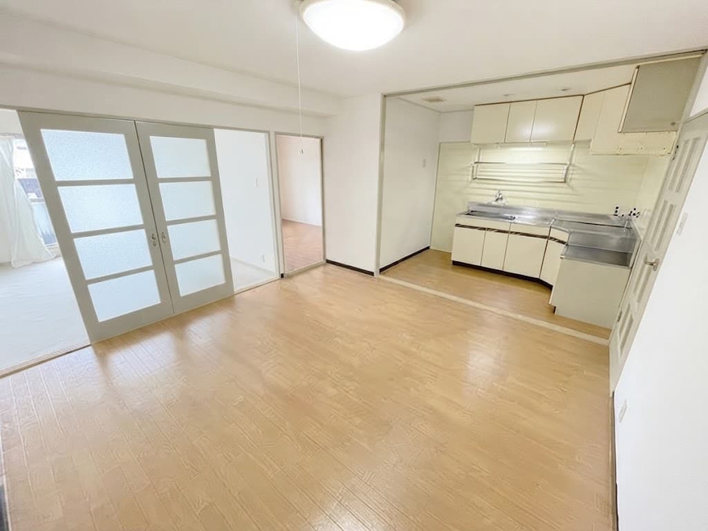 Preview interior of Kobori Mansion Shin-Osaka