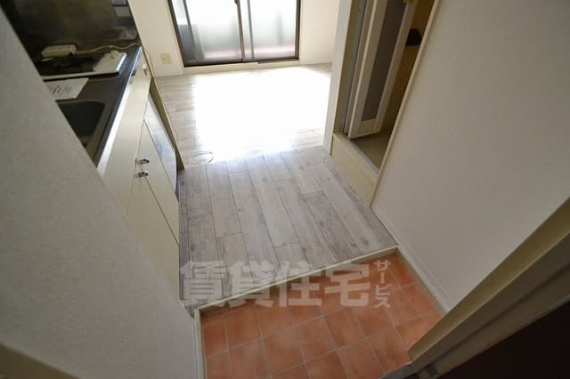 Room image 10