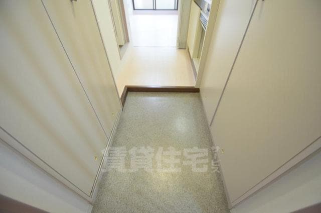 Room image 13