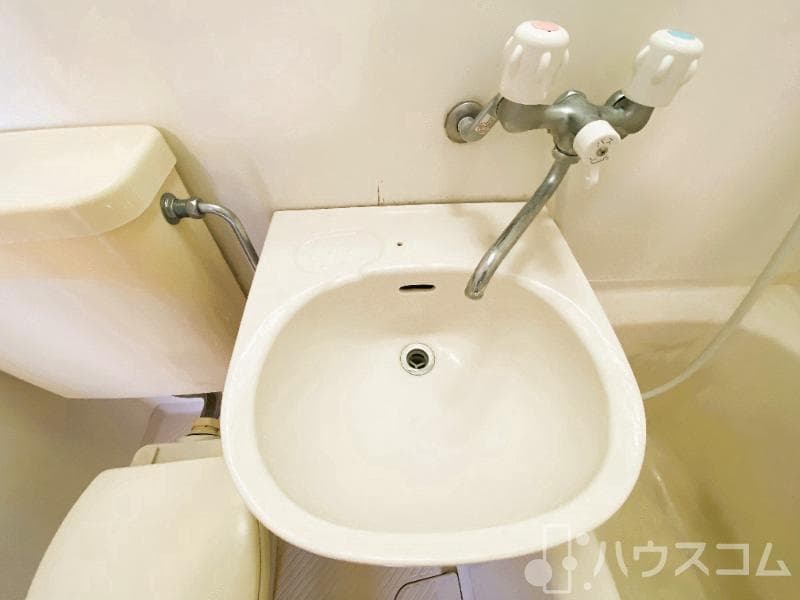 Room image 9