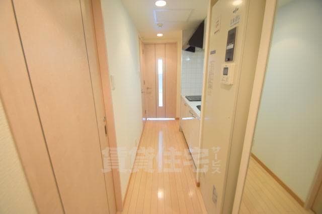 Room image 13