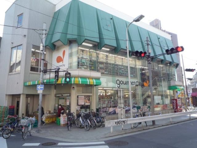 Room image 13