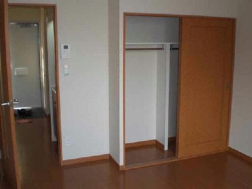 Room image 14