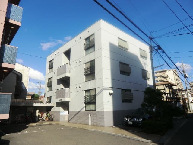 Room image 13